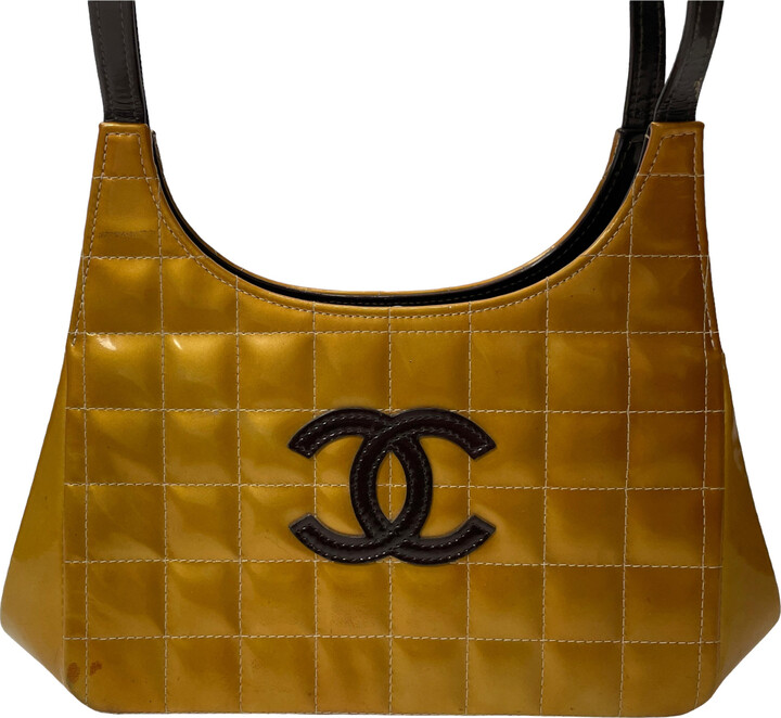 East west chocolate bar patent leather handbag Chanel Yellow in