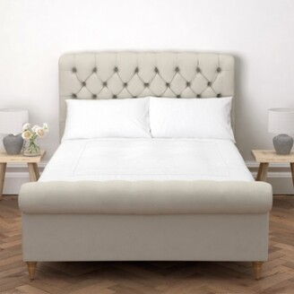 The White Company Aldwych Scroll Deep Buttoned Bed, Pearl Cotton, King
