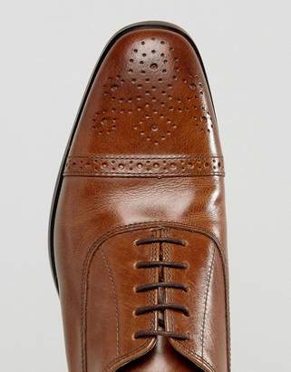 ASOS Design Brogue Shoes In Tan Leather With Toe Cap