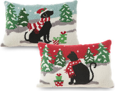 Glitzhome 18"L Hooked Christmas Cat & Dog Pillow(Set Of 2)