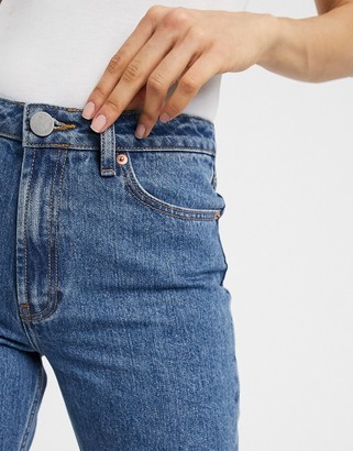 ASOS DESIGN DESIGN florence authentic straight leg jeans in vintage midwash blue