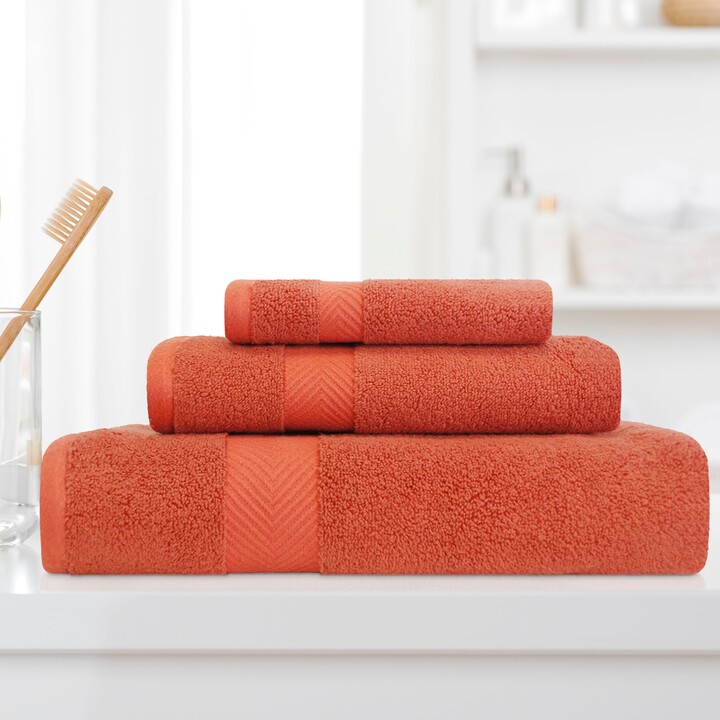 https://img.shopstyle-cdn.com/sim/27/2d/272d4d580b0856801464de3ffa86fecc_best/miranda-haus-superior-soft-absorbent-zero-twist-cotton-3-piece-towel-set.jpg