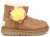 Thumbnail for your product : UGG Kids Mini Bailey II suede ankle boots