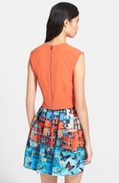 Thumbnail for your product : Alice + Olivia 'Kylnn' Crop Top