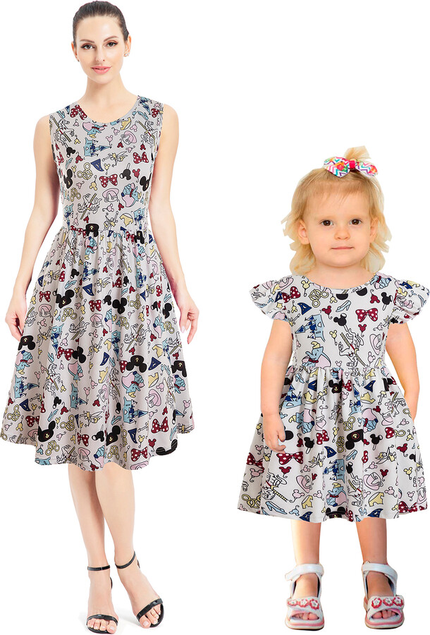 MINISO Summer Family Dress Mom and Me Dress Children Girls Disney Princess Clothes Daddy Son Casual Tshirt Wholesales