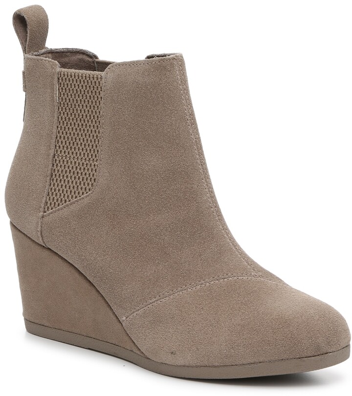 kayley wedge chelsea boot