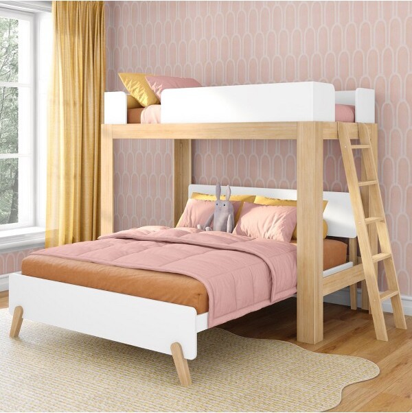Max & Lily Mid-CenturyModernL-ShapedTwinOverQueenBunkBedWithLadderonEndBlonde/White