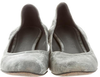 Vera Wang Leather Round-Toe Flats