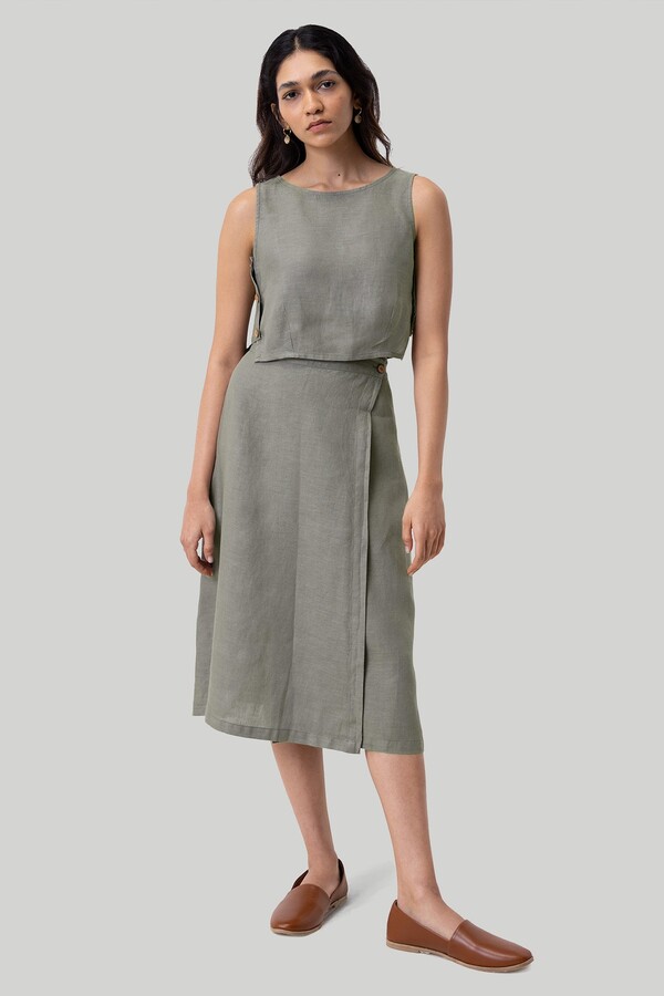 Reistor Overlap Midi Skirt in Dark Green