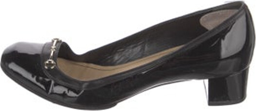 Gucci Patent Leather Pumps Black Horsebit Accent Round-Toes Buckle Closure At Uppers