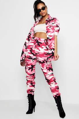 boohoo Mid Rise Pink Camo Twill Cargo Jeans