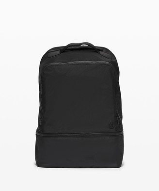 city adventurer backpack reflective