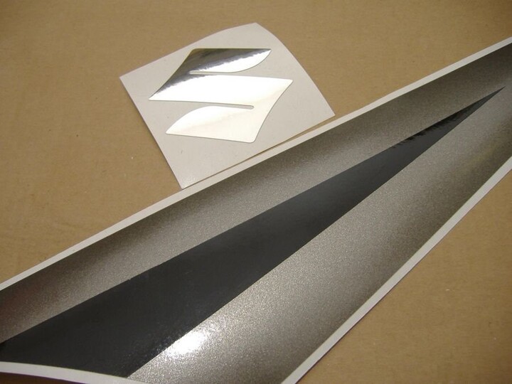 Suzuki Gsx-R 750 2004 Full Replacement Decals Stickers Set Reproduction Graphics Kit Restoration Adesivi Aufkleber Emblems Labels Logo K4