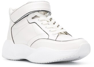 Calvin Klein Jeans Touch-Strap Detail Sneakers