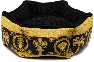 Versace Barroco-pattern pet bed
