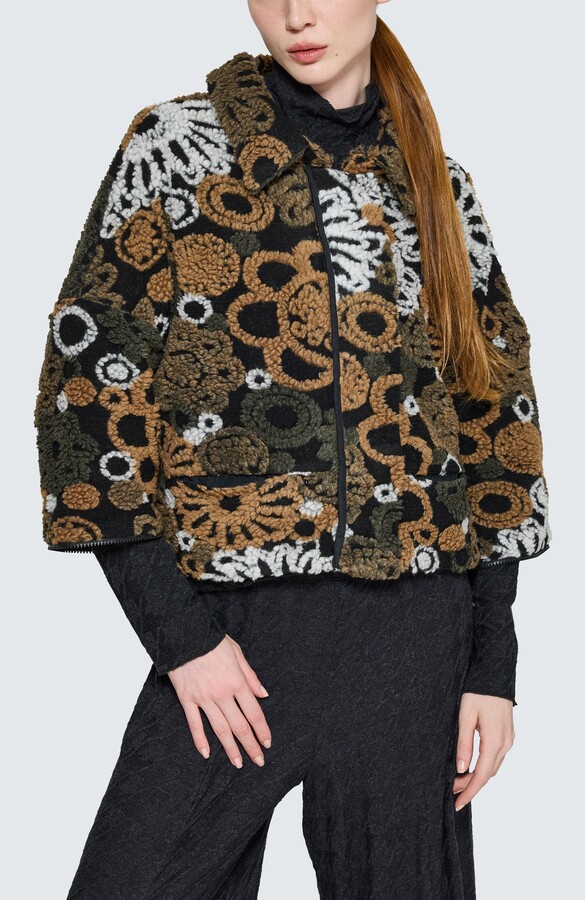 LUUKAA Aeris Convertible Short Jacket