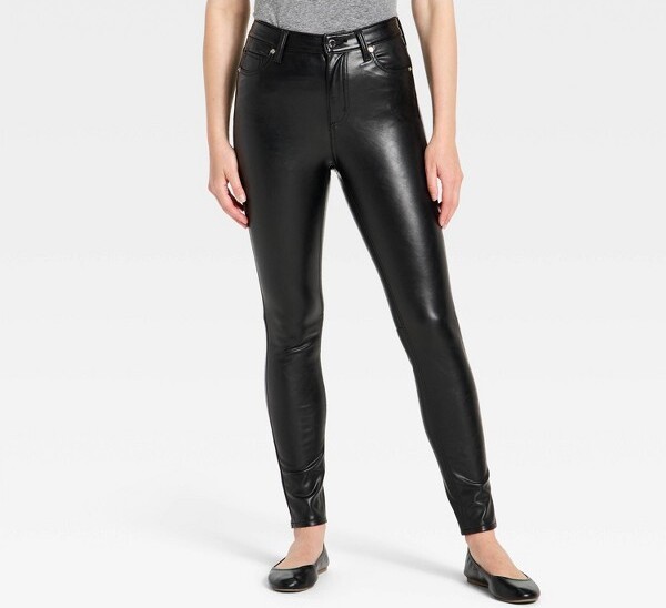 Universal Thread Women'sEverydayHigh-RiseSkinnyFauxLeatherPants-UniversalThread™Black14