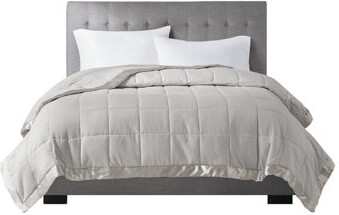 GZMWON Lightweight Down Alternative Blanket With Satin Trim