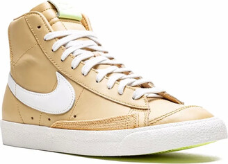 nike blazer mid 77 sesame