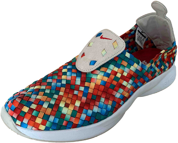 nike air woven trainers