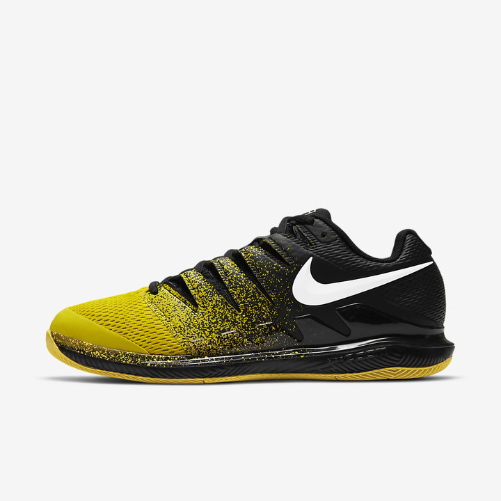 yellow nike trainers mens