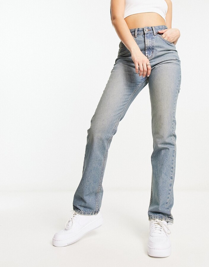 ASOS DESIGN Tall 90s straight leg jeans in vintage light wash