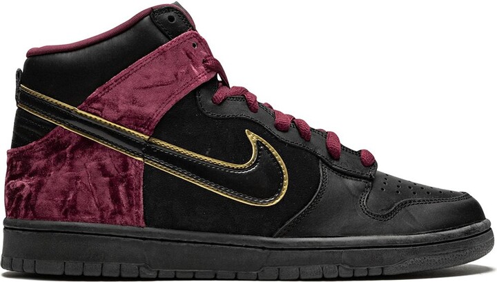 bloody sunday nike sb