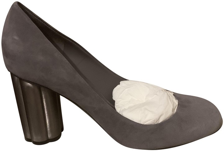 grey suede court heels