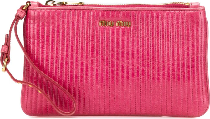 Miu Miu Pre-Owned 2010-2025 Matelasse Lambskin Leather clutch bag