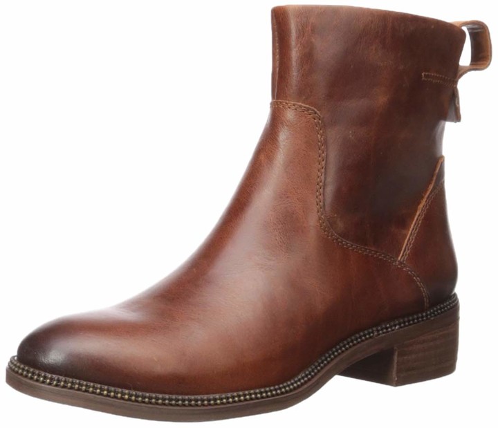 naturalizer colby platform hiking boot