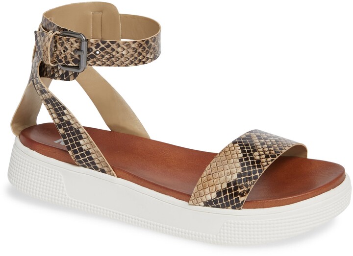 mia galina platform sandal