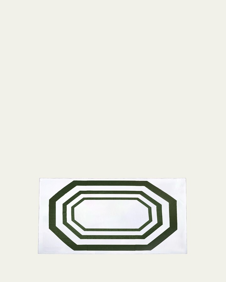 The Lino Essential Green Tablecloth, 71" x 125"
