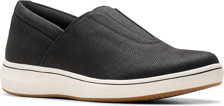 Clarks Cloudsteppers BreezeSky Ria SlipOn