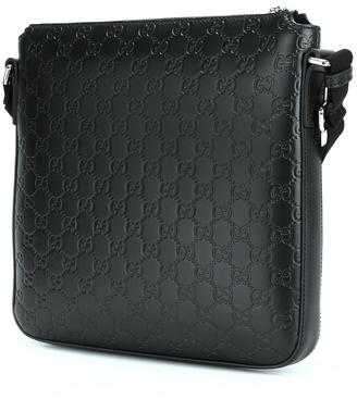 Gucci Signature messenger bag - men - Calf Leather - One Size