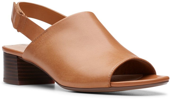 clarks peep toe sandals