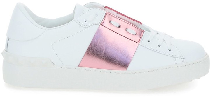 pink valentino trainers