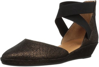 kenneth cole wedge pump