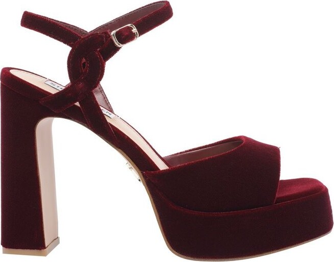 Steve Madden Miliana Sandals