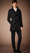 Thumbnail for your product : Burberry The Kensington - Short Heritage Trench Coat
