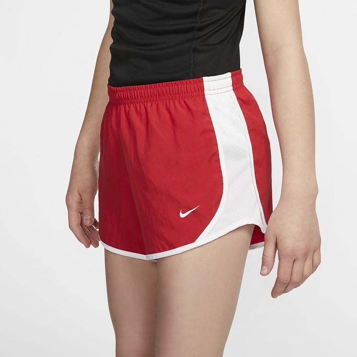 girls red nike