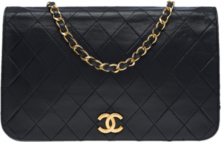 Timeless/classique leather handbag Chanel Gold in Leather - 31020435