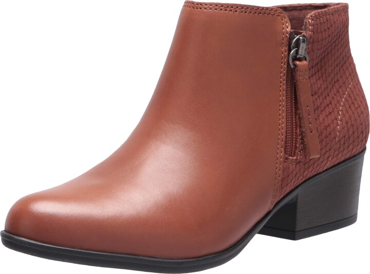 clarks ladies brown boots
