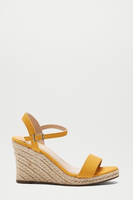 Dorothy Perkins Women's Wide Fit Yellow Ray Ray Wedge Sandals - 8