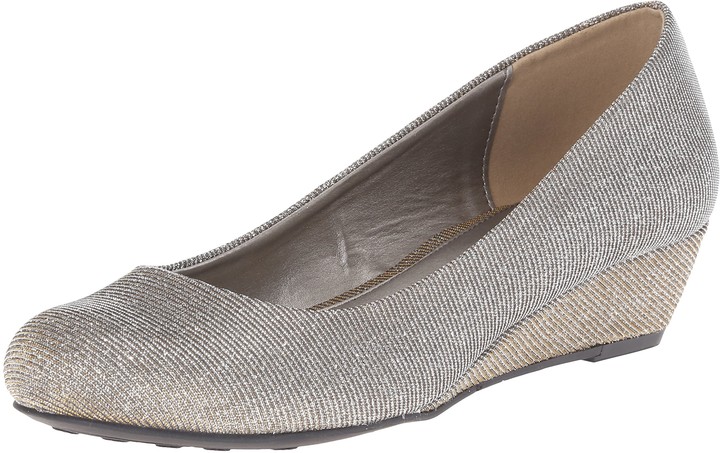 cl by laundry wedge pump