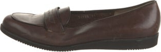 Ferragamo Leather Loafers Green Semi-Pointed Toes