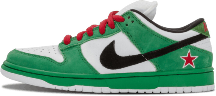 kelly green nike shoes