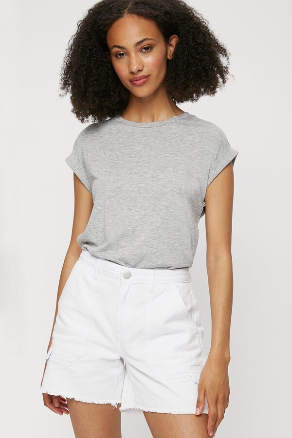 white denim boyfriend shorts