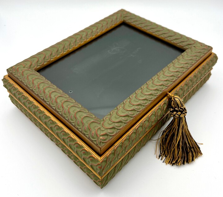 Epoch Enigma Verdi Gold Photo Box - Picture Opening - New With Box