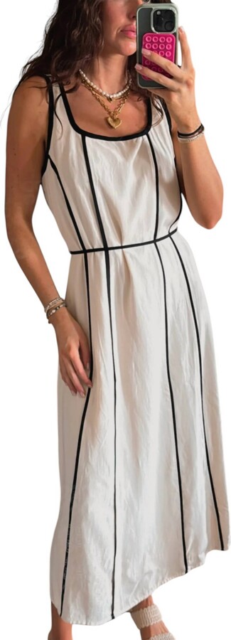 Gilli Soho Striped Midi Dress In White And Black