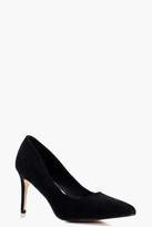 Thumbnail for your product : boohoo Low Heel Pointed Court Shoes